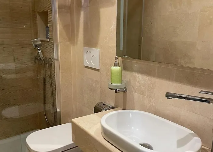 Hotel Accademia 3*
