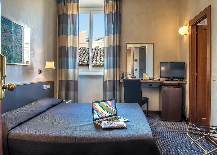 Hotel Accademia 3*