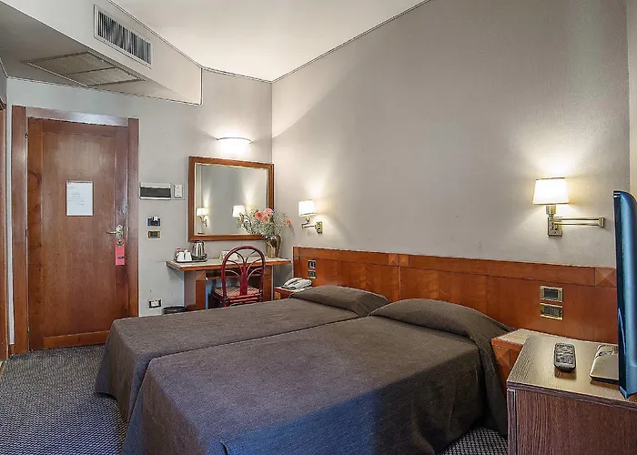 Accademia Hotel